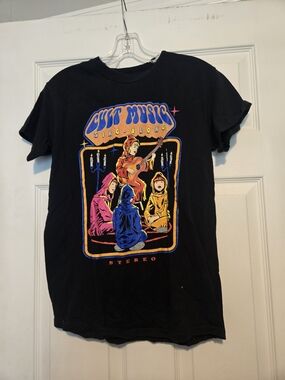 Threadless Black Graphic Tee Cult Musoc Sing Along